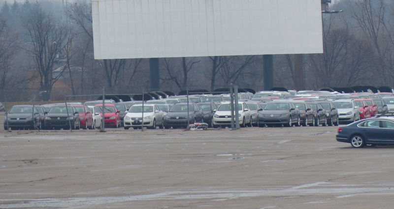 Illustration for article titled Volkswagen Stashed Hundreds Of Cheating Diesels In An Abandoned NFL Stadium Parking Lot